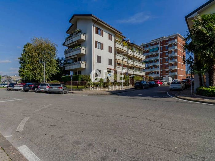 Appartamento bilocale in vendita in Via Giuseppe Verdi, Villasanta