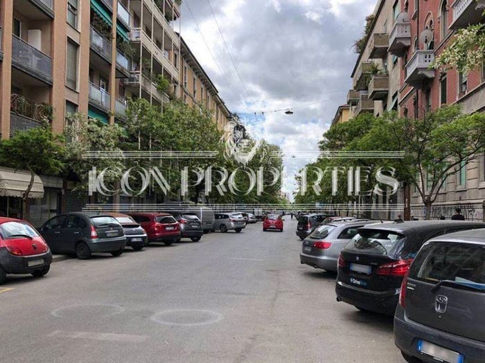 Casa con 6 locali in vendita in Via Antonio Bazzini, Città Studi, Milano