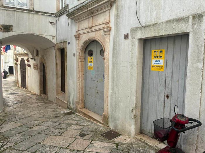 Appartamento con 5 locali in vendita in VIA ARCO GRASSI, Martina Franca