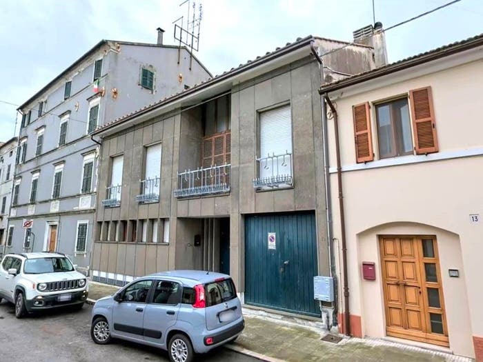 Appartamento con 6 locali in vendita in Via Guglielmo Marconi, Centro, Montemarciano