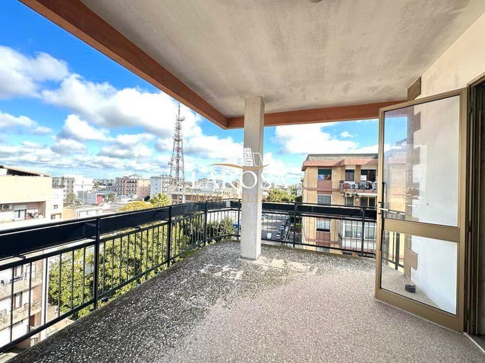 Appartamento con 6 locali in vendita in Via Michele Saponaro, Partigiani Fondone, Lecce