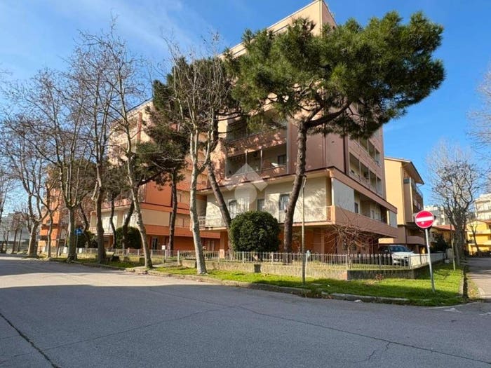 Appartamento trilocale in vendita in Viale A Mantegna, Valverde, Cesenatico