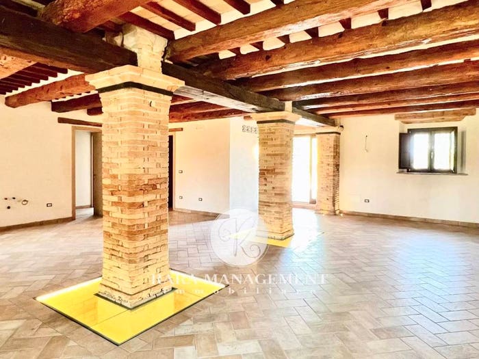 Casa con 6 locali in vendita in Via Ronco, Montemarciano