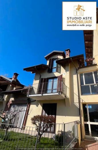 Appartamento con 5 locali in vendita in Via Fratelli Rosselli, Centro, Verolengo