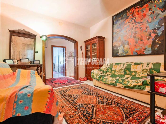 Appartamento con 6 locali in vendita in Viale Goffredo Mameli, Fabbricotti, Livorno