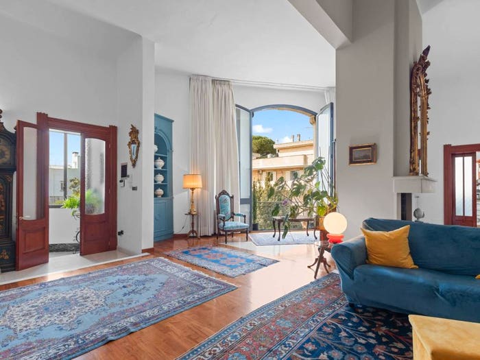 Appartamento con 5 locali in vendita in Via Benedetto Cairoli, Centro, Galatone