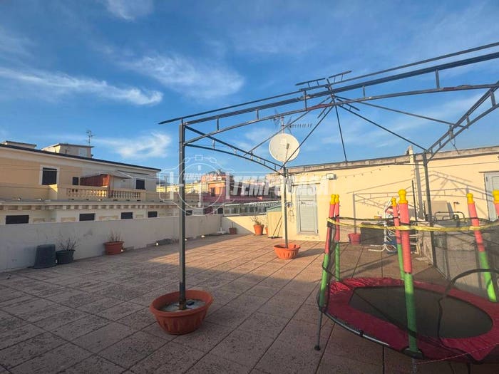 Appartamento con 5 locali in vendita in Via Agostino Castelli, Sampierdarena, Genova