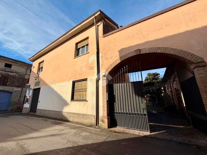 Casa con 6 locali in vendita in Via al Ponte, Bordolano