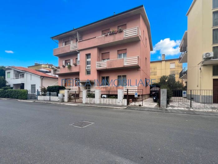 Appartamento quadrilocale in vendita in Via Giacomo Matteotti, Castiglione Paese, Castiglione della Pescaia