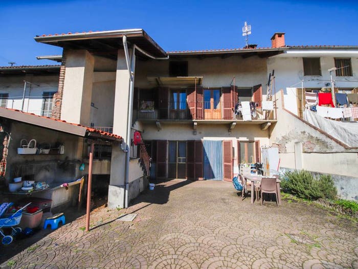 Casa quadrilocale in vendita in Via Revel, Montanaro