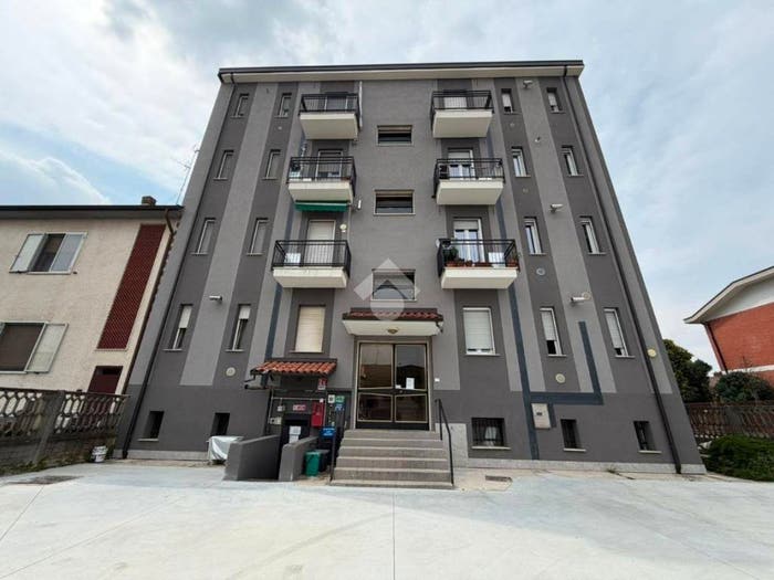 Appartamento monolocale in vendita in Via Achille Grandi, Casorate Primo