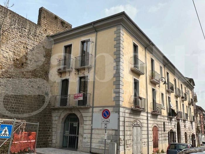 Appartamento trilocale in vendita in Corso Umberto I, Centro Storico, Avellino