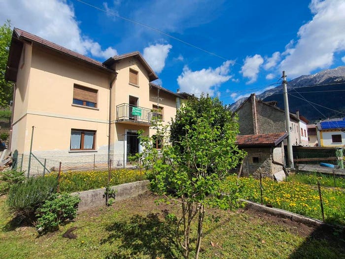 Casa trilocale in vendita in Centro, Paularo