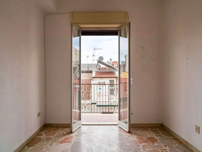 Appartamento quadrilocale in vendita in Via Vittorio Emanuele, Letojanni