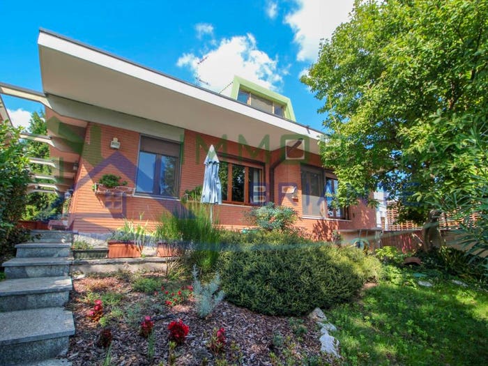 Casa con 6 locali in vendita in Via Fabio Filzi, Centro, Magnago