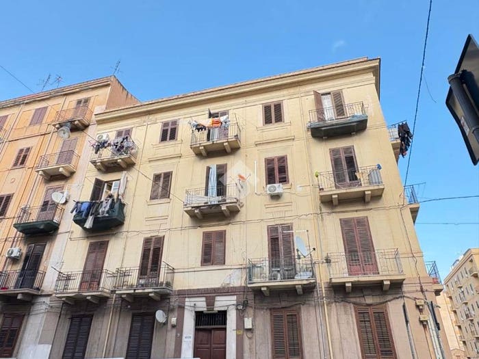 Appartamento quadrilocale in vendita in Via Paolo Emiliani Giudici, Oreto Perez, Palermo