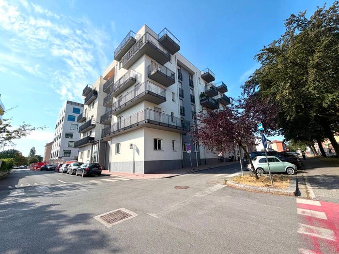 Appartamento quadrilocale in vendita in Via Felice Bertolino, Donatello, Cuneo