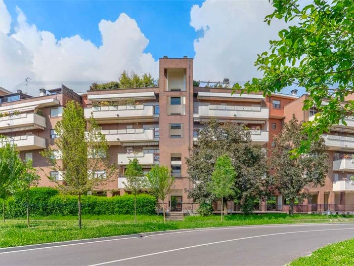 Appartamento trilocale in vendita in Via Riccardo Zandonai, Centro, Bollate