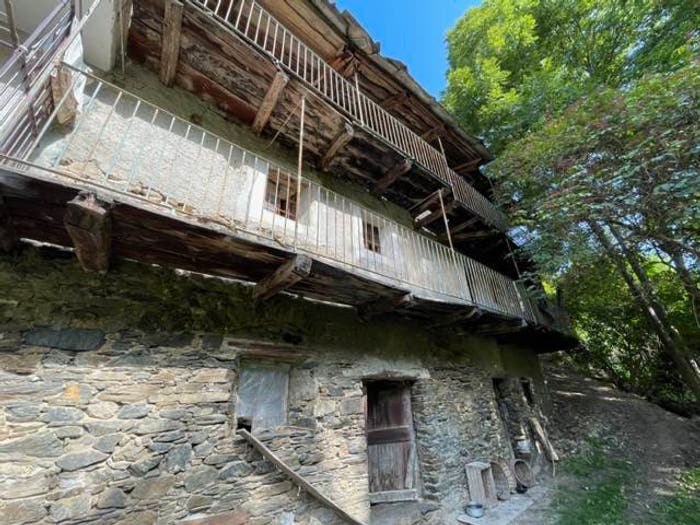 Casa in vendita in Borgata Sagna, Celle di Macra