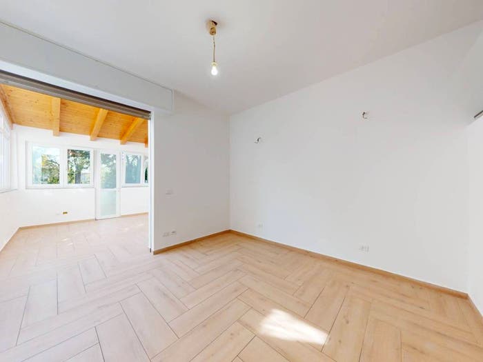 Casa trilocale in vendita in Via degli Oleandri, Lorenteggio, Milano