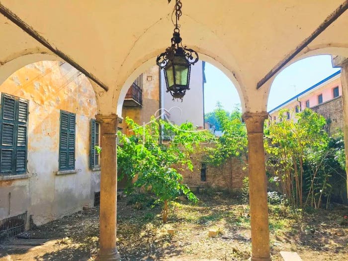 Casa con 6 locali in vendita in Centro, Mantova