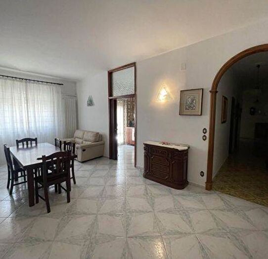 Appartamento con 6 locali in vendita in Via Sidney Sonnino, Via Pola Via Papa Giovanni XXIII, Ostuni