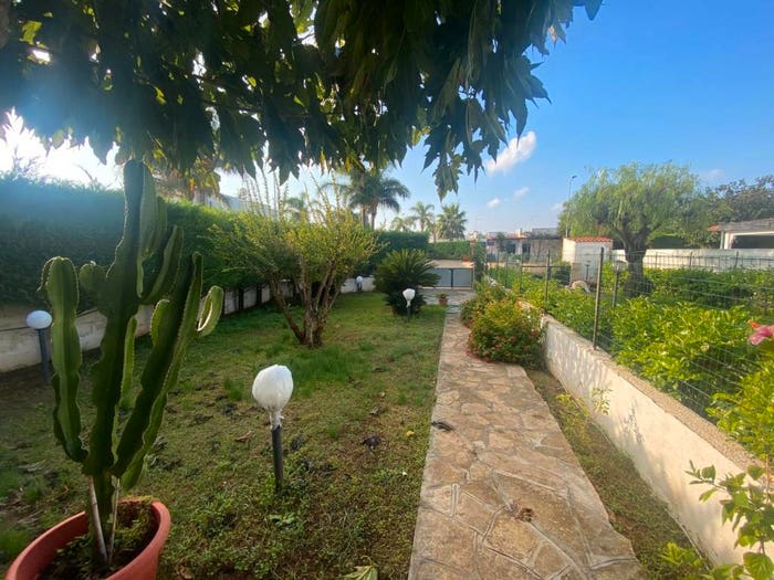 Casa trilocale in vendita in Via della Pineta, Specchiolla, Carovigno