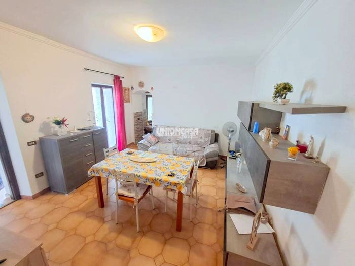 Appartamento trilocale in vendita in Via San Giovanni, Centro, Binago