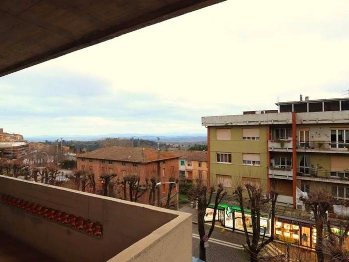 Appartamento con 6 locali in vendita in Viale Della Libertà, Centro, Chianciano Terme