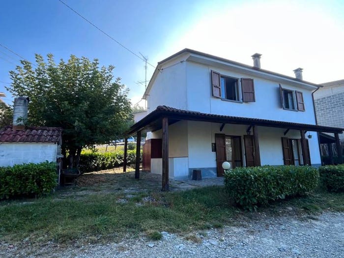 Casa con 5 locali in vendita in Località Arbattina, Bettola