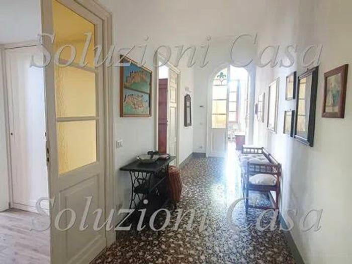 Appartamento trilocale in vendita in Via Roma B, Centro, Gavi
