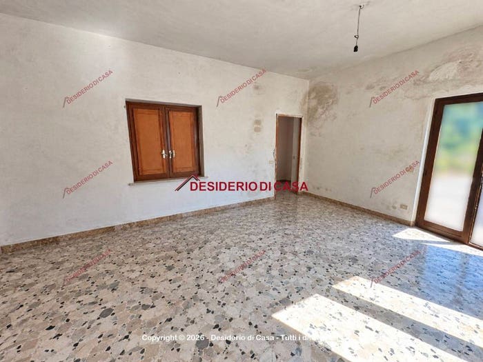 Casa con 6 locali in vendita in Contrada San Nicolò Vecchio, San Nicolò Vecchio, Gioiosa Marea