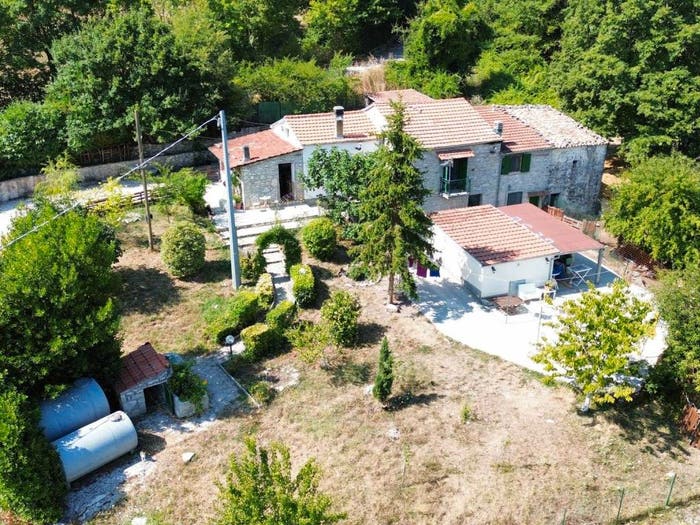Casa con 6 locali in vendita in Strada Statale Sannitica, Sepino