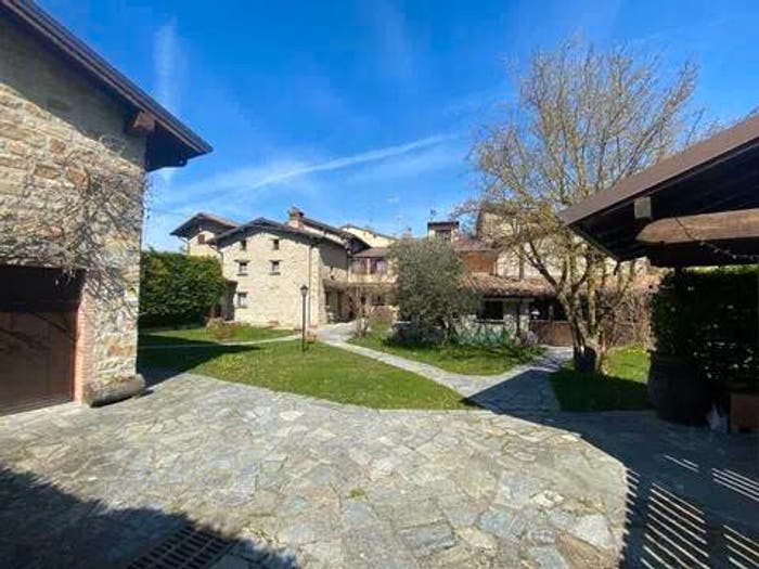 Casa con 6 locali in vendita in Località Monte No Number, Val di Nizza