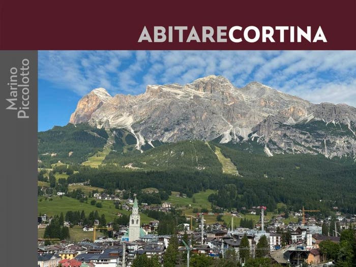 Appartamento trilocale in vendita in Cadelverzo, Cortina d'Ampezzo