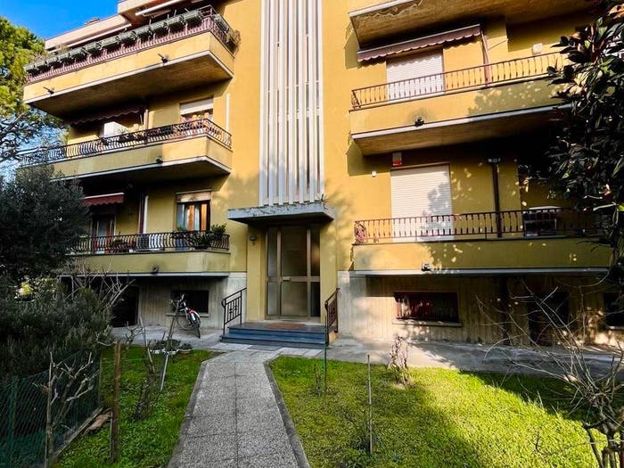 Appartamento con 5 locali in vendita in VIA BUOZZI, Faenza