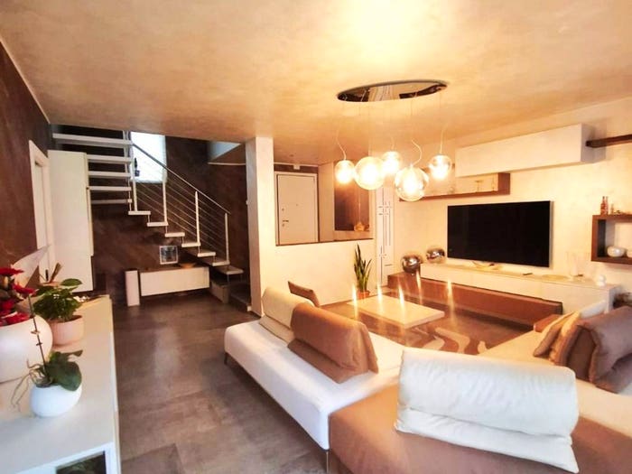 Appartamento quadrilocale in vendita in Via Tripoli, Villaggio Ambrosiano Battiloca, Paderno Dugnano