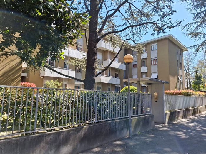 Appartamento trilocale in vendita in Via Piero Maroncelli, Ospedale Volturno, Parma