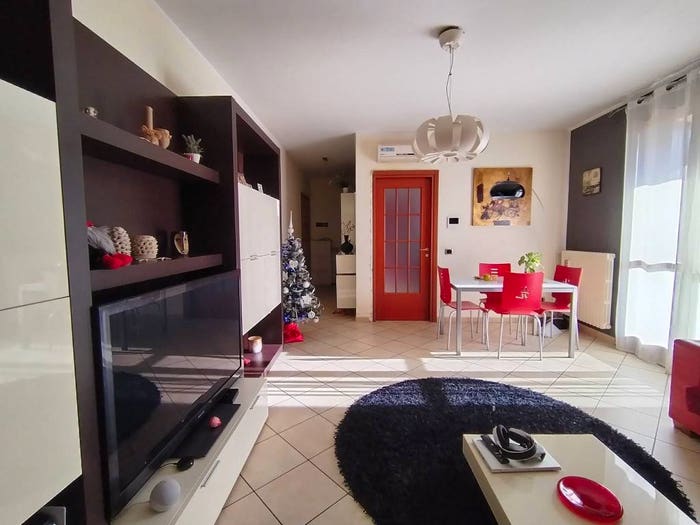 Appartamento con 5 locali in vendita in Centro, Mirandola