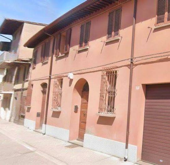 Casa con 6 locali in vendita in Centro Storico, Forlì