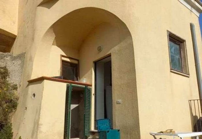 Appartamento con 6 locali in vendita in Via Nicola Salsano, Cava de' Tirreni