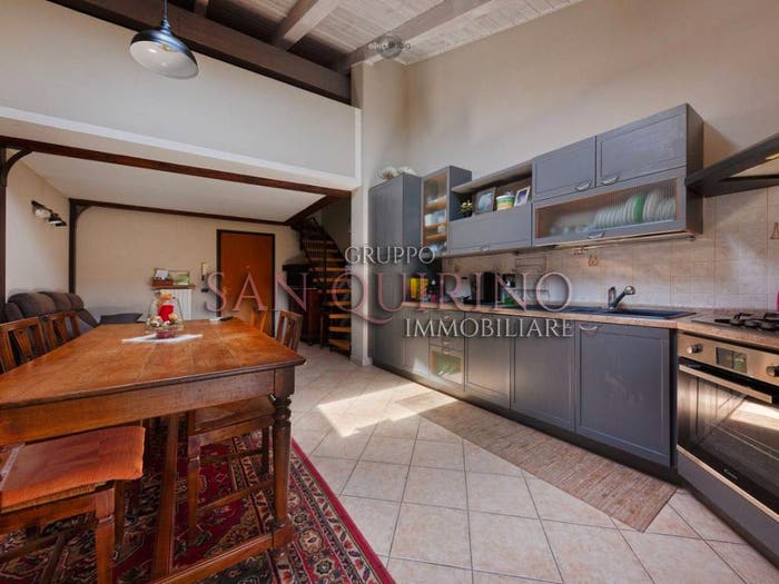 Appartamento trilocale in vendita in Via Gramsci, Centro, Novi di Modena