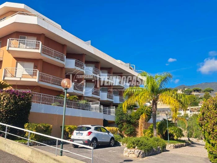 Appartamento trilocale in vendita in Via Padre Semeria, Foce Semeria, Sanremo