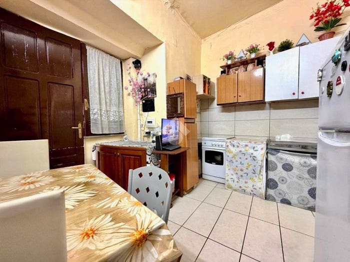 Appartamento bilocale in vendita in Via Santa Maria Francesca, Quartieri Spagnoli, Napoli