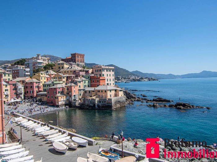 Appartamento bilocale in vendita in Via Dellacasa, Albaro, Genova