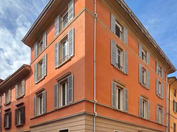 Appartamento quadrilocale in vendita in Via Castiglione, Colli Castiglione, Bologna