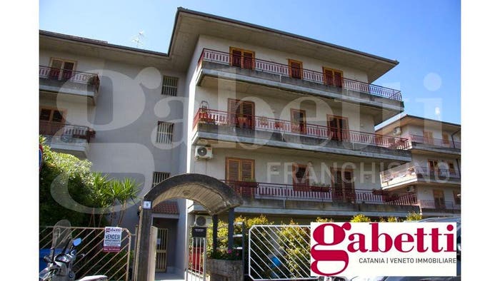Appartamento quadrilocale in vendita in Via Gesualdo Bufalino, Centro, Aci Catena