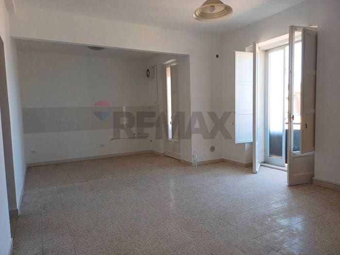 Appartamento con 5 locali in vendita in Cso Kennedy, Centro, Chiaramonte Gulfi