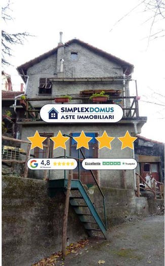 Casa con 6 locali in vendita in Sotto la Chiesa, Campomorone