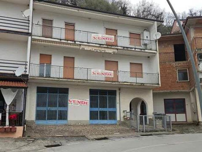 Appartamento con 5 locali in vendita in Abatemarco Via Pozzo No Number, Abatemarco, Montano Antilia